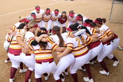 The 2017 Lancers finished a successful season at 25-15-1 and SoCal Playoff participant under head coach Monica Tantlinger.